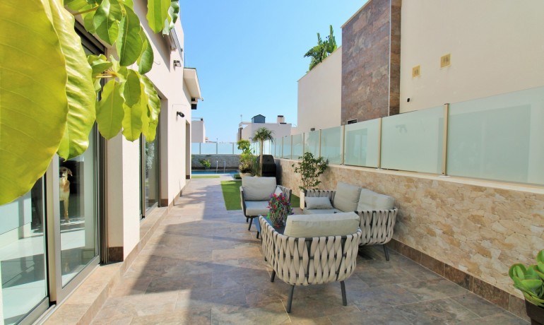 Venta - Villa -
Villamartin