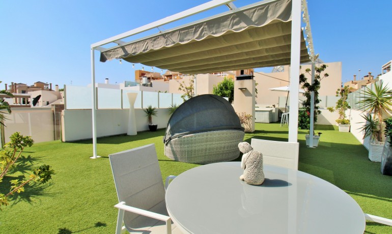 Venta - Villa -
Villamartin