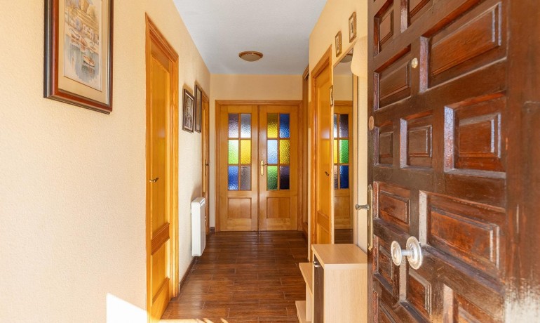 Venta - Apartamento / piso -
Guardamar del Segura - Urb. pinomar