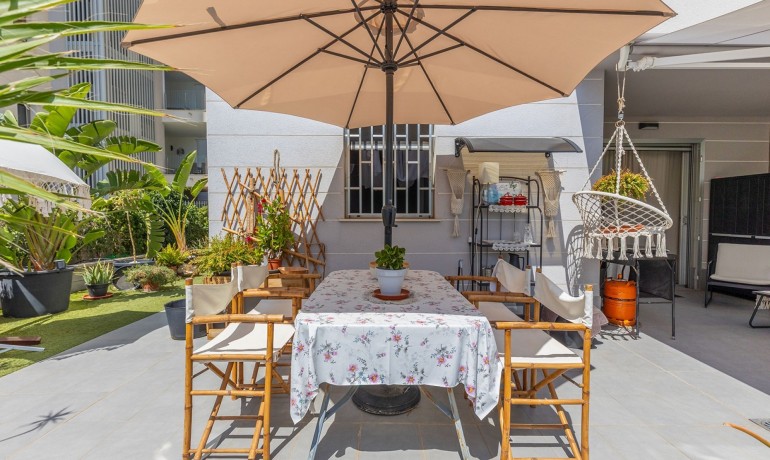 Herverkoop - Appartement / Flat -
La Mata - Playa