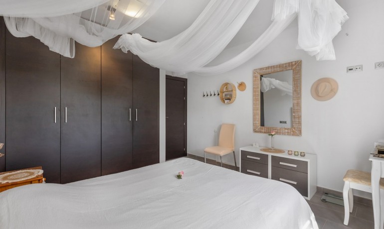 Herverkoop - Appartement / Flat -
La Mata - Playa