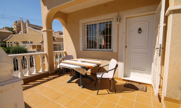 Herverkoop - Villa -
San Miguel de Salinas* - San Miguel de Salinas Alicante