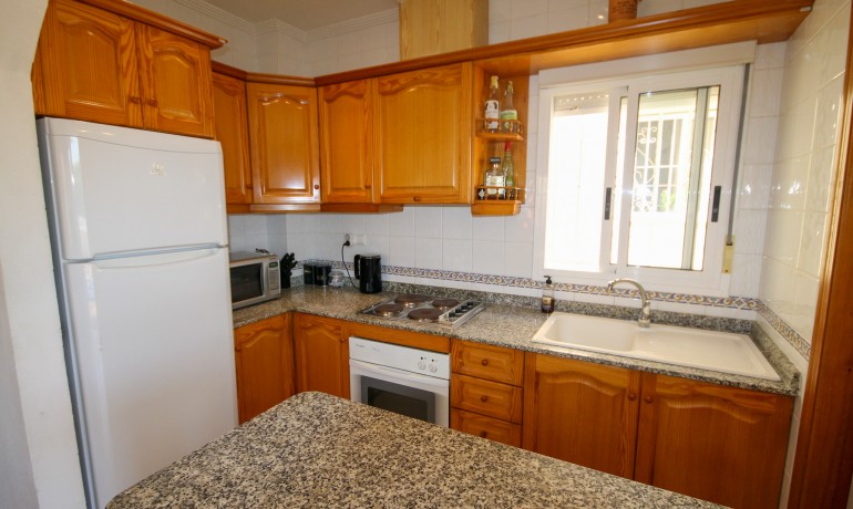 Herverkoop - Villa -
San Miguel de Salinas* - San Miguel de Salinas Alicante