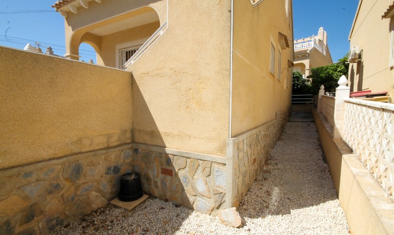 Herverkoop - Villa -
San Miguel de Salinas* - San Miguel de Salinas Alicante