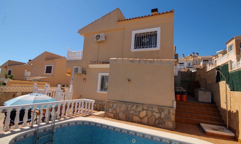 Herverkoop - Villa -
San Miguel de Salinas* - San Miguel de Salinas Alicante