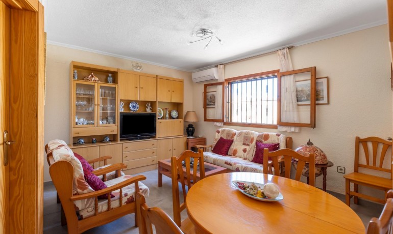 Herverkoop - Villa -
Torrevieja* - Torreblanca