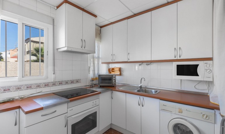 Herverkoop - Appartement / Flat -
Torrevieja* - Playa de los locos