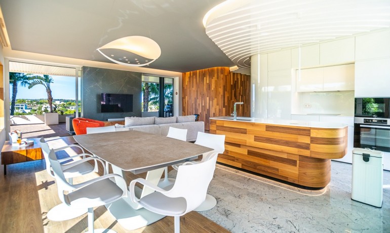 Herverkoop - Appartement / Flat -
Orihuela* - LAS COLINAS GOLF RESORT