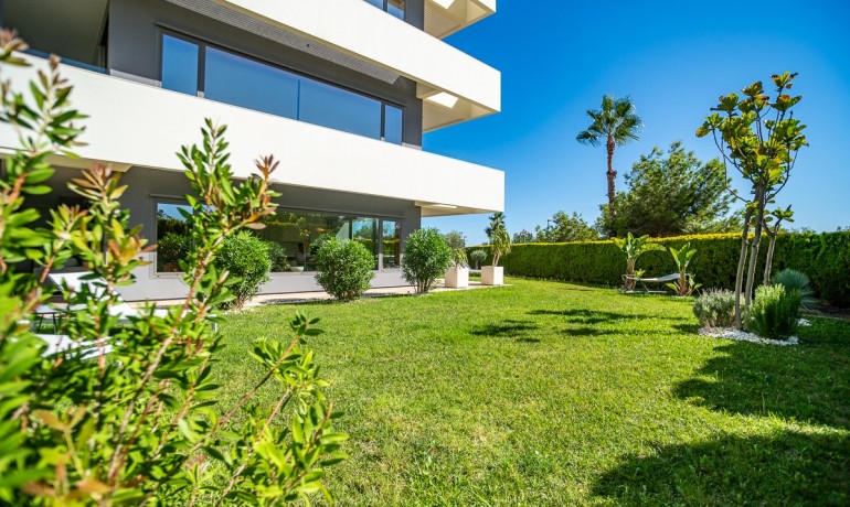Herverkoop - Appartement / Flat -
Orihuela* - LAS COLINAS GOLF RESORT