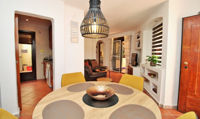 Herverkoop - Appartement / Flat -
Punta Prima* - Punta Prima