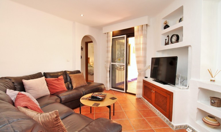Herverkoop - Appartement / Flat -
Punta Prima* - Punta Prima