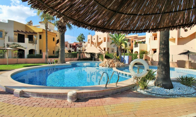 Herverkoop - Appartement / Flat -
Punta Prima* - Punta Prima