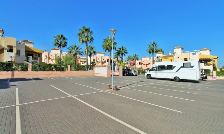 Herverkoop - Appartement / Flat -
Punta Prima* - Punta Prima