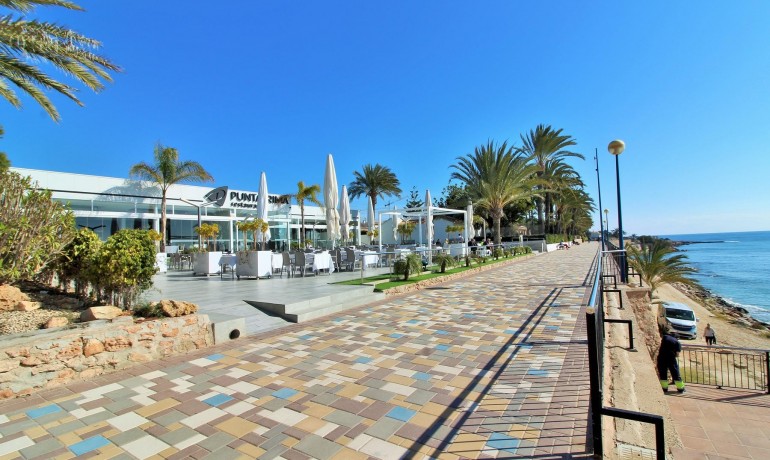 Herverkoop - Appartement / Flat -
Punta Prima* - Punta Prima