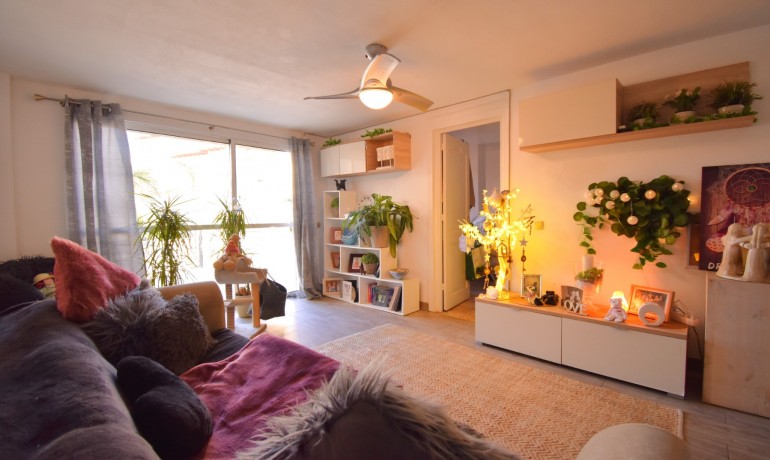 Herverkoop - Villa -
Orihuela Costa* - Playa Flamenca