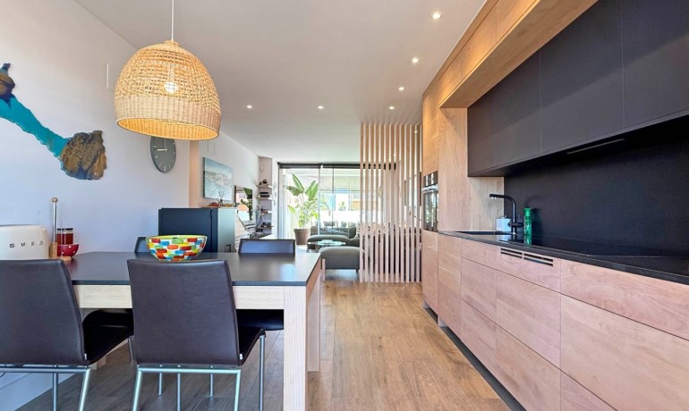 Venta - Apartamento / piso -
Cabo de Palos