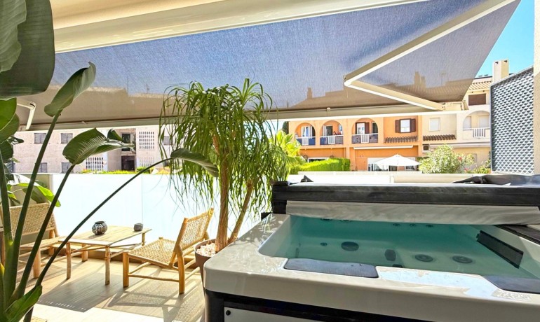 Venta - Apartamento / piso -
Cabo de Palos