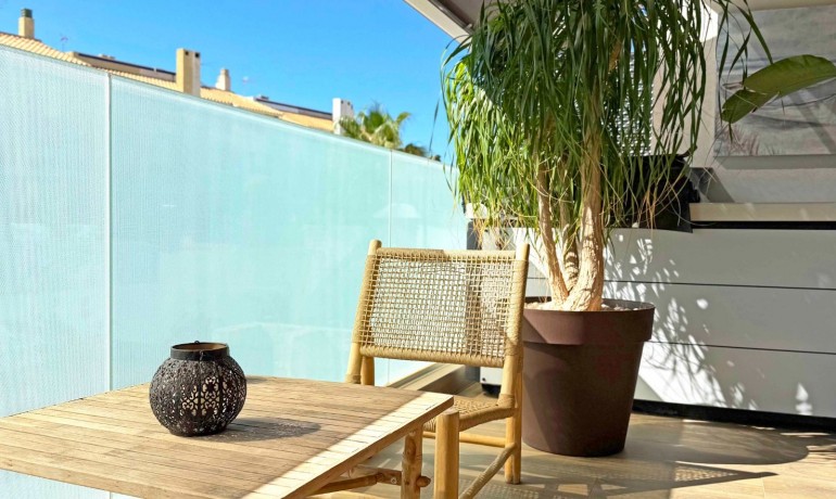 Venta - Apartamento / piso -
Cabo de Palos