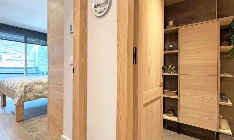 Venta - Apartamento / piso -
Cabo de Palos