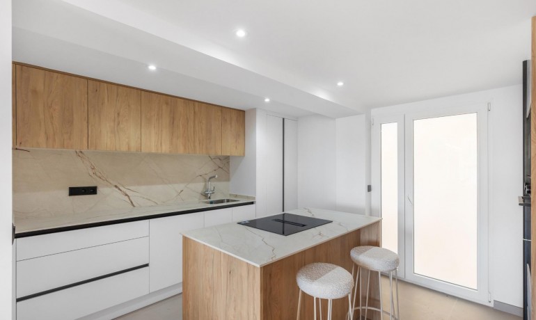 Herverkoop - Appartement / Flat -
Torrevieja* - La Mata pueblo