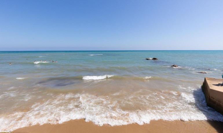 Herverkoop - Appartement / Flat -
Torrevieja* - La Mata pueblo