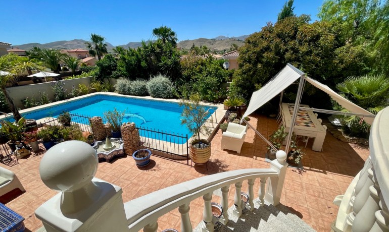 Sale - Villa -
Hondón de las Nieves - Hondón de las Nieves*