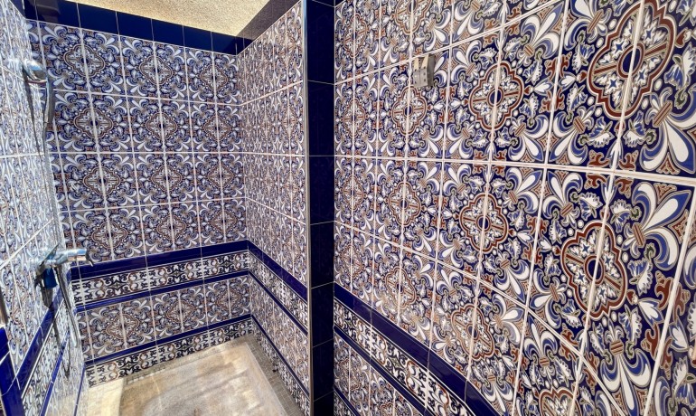 Sale - Villa -
Hondón de las Nieves - Hondón de las Nieves*