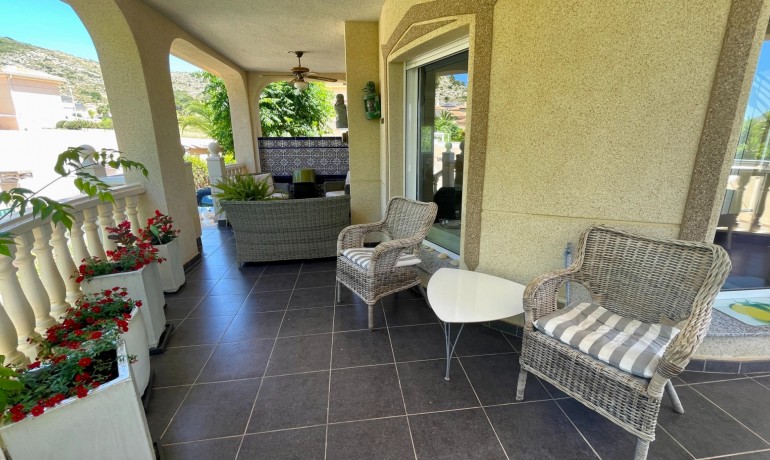 Sale - Villa -
Hondón de las Nieves - Hondón de las Nieves*