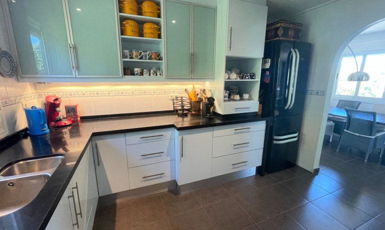 Sale - Villa -
Hondón de las Nieves - Hondón de las Nieves*