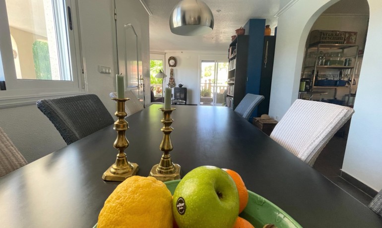 Sale - Villa -
Hondón de las Nieves - Hondón de las Nieves*