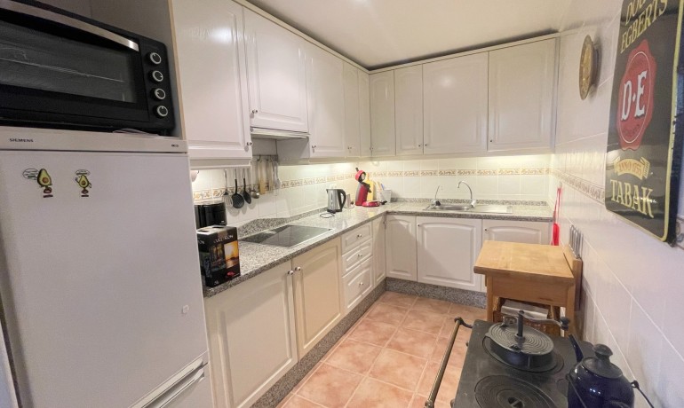 Sale - Villa -
Hondón de las Nieves - Hondón de las Nieves*