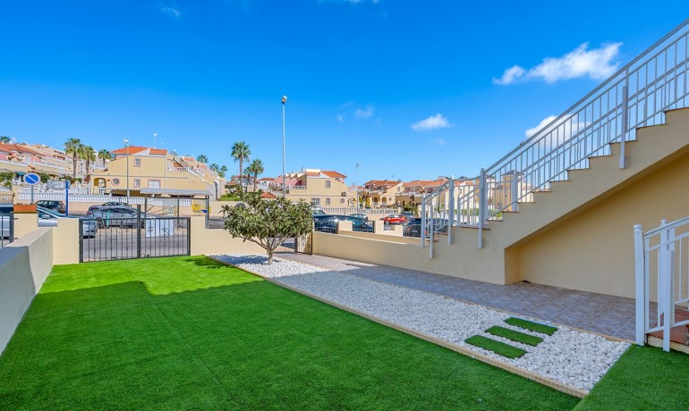 Herverkoop - Appartement / Flat -
San Miguel de Salinas* - Orihuela Costa