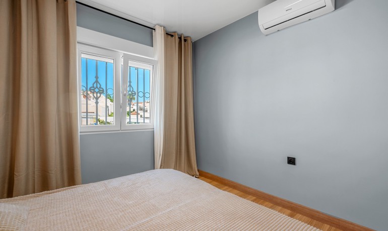 Herverkoop - Appartement / Flat -
San Miguel de Salinas* - Orihuela Costa