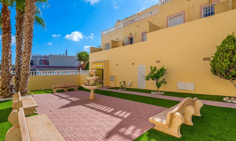 Herverkoop - Appartement / Flat -
San Miguel de Salinas* - Orihuela Costa