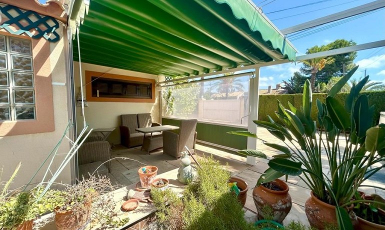 Herverkoop - Villa -
Orihuela Costa* - Cabo Roig