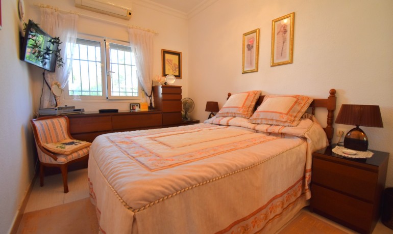 Venta - Villa -
Orihuela Costa - Los Balcones