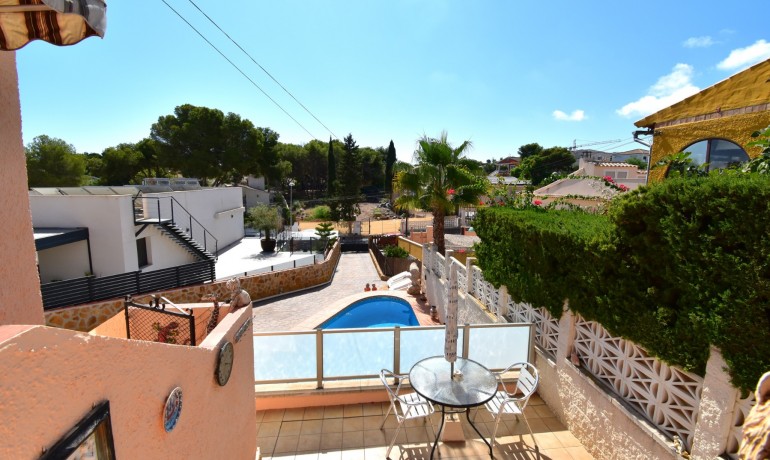 Venta - Villa -
Orihuela Costa - Los Balcones