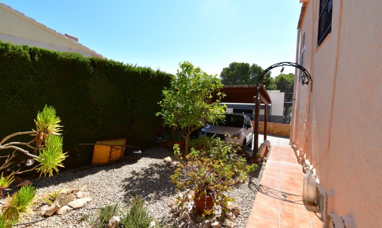 Venta - Villa -
Orihuela Costa - Los Balcones