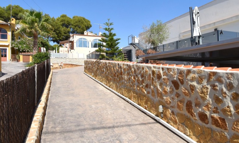 Venta - Villa -
Orihuela Costa - Los Balcones