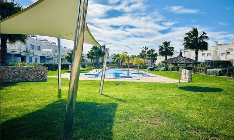 Herverkoop - Appartement / Flat -
Vista Bella Golf* - Vistabella Golf