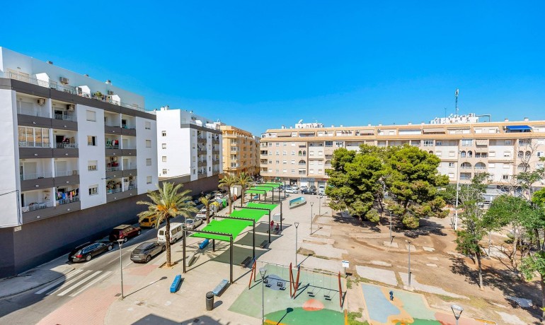 Herverkoop - Appartement / Flat -
Torrevieja* - Playa de los locos