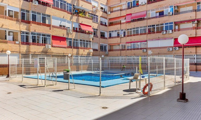 Herverkoop - Appartement / Flat -
Torrevieja* - Playa de los locos