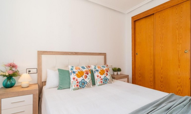 Herverkoop - Huis -
Torrevieja* - El limonar