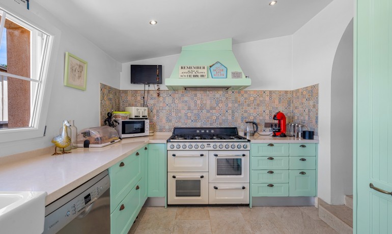 Herverkoop - Finca / Landgoed -
Almoradi - Las Heredades