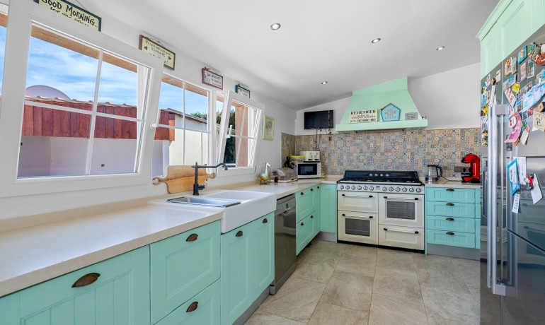 Herverkoop - Finca / Landgoed -
Almoradi - Las Heredades