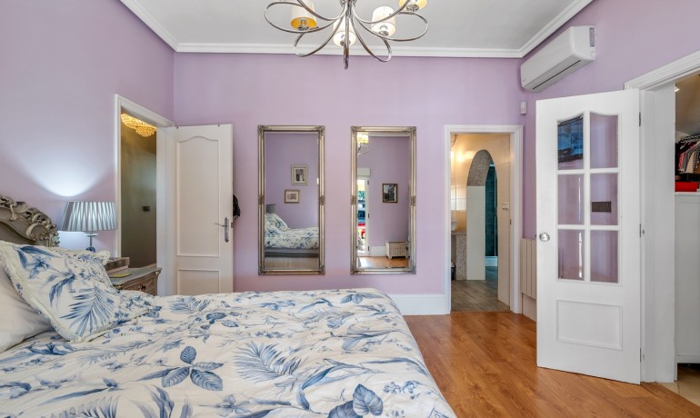 Herverkoop - Finca / Landgoed -
Almoradi - Las Heredades