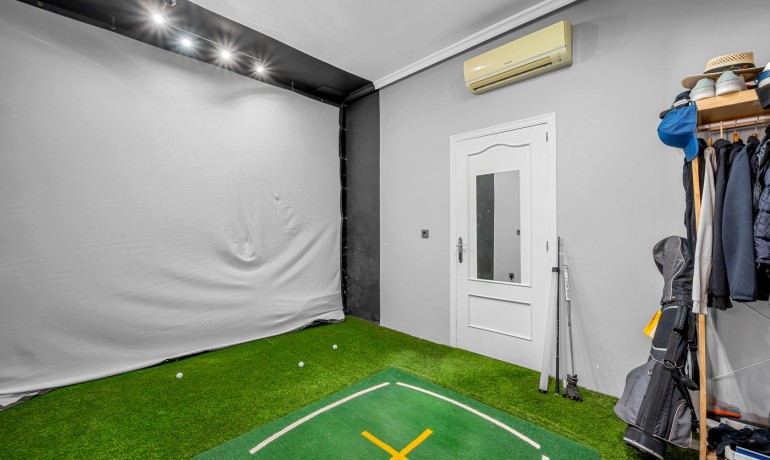 Herverkoop - Finca / Landgoed -
Almoradi - Las Heredades