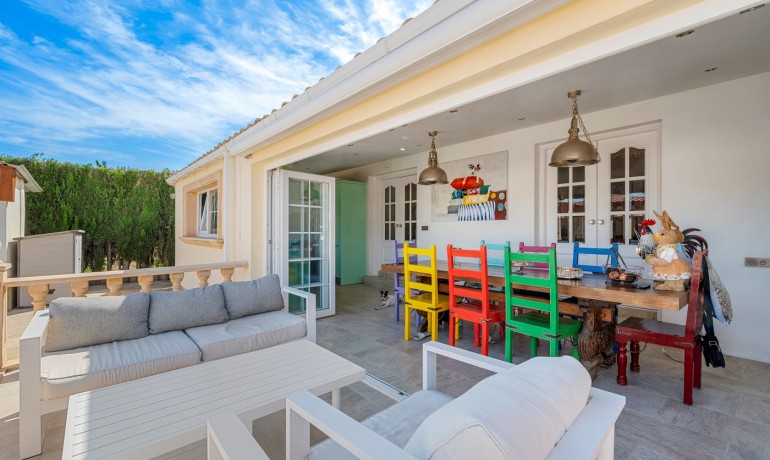 Herverkoop - Finca / Landgoed -
Almoradi - Las Heredades