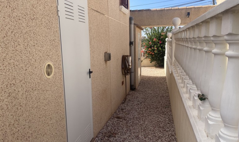 Herverkoop - Villa -
Algorfa* - Algorfa