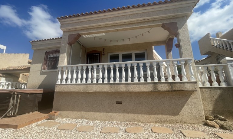 Herverkoop - Villa -
Algorfa* - Algorfa